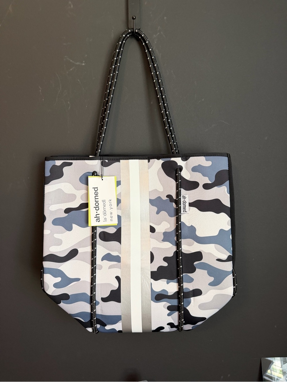 ah-dorned New York Blue & Gray Camo Neoprene Tote Bag, 2 Pieces. NWT